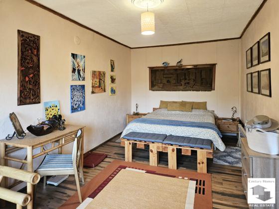 Image No.14-3 Bed House for sale