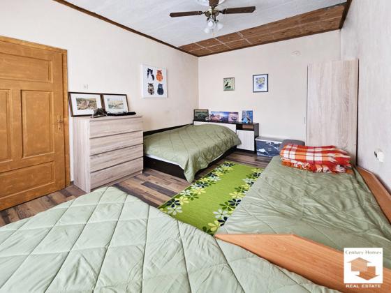 Image No.20-3 Bed House for sale