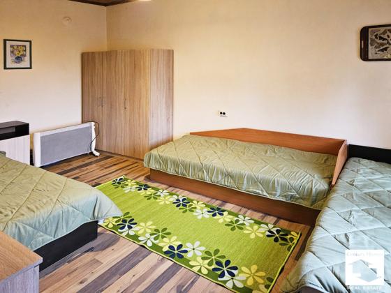 Image No.21-3 Bed House for sale