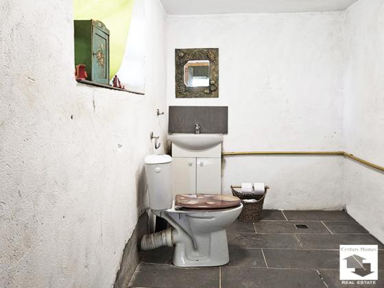 Image No.25-3 Bed House for sale