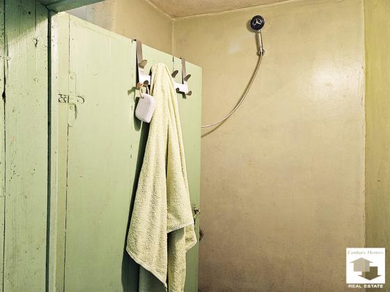 Image No.26-3 Bed House for sale