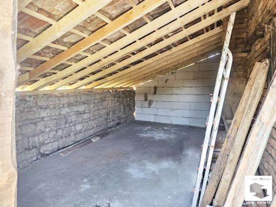 Image No.30-3 Bed House for sale