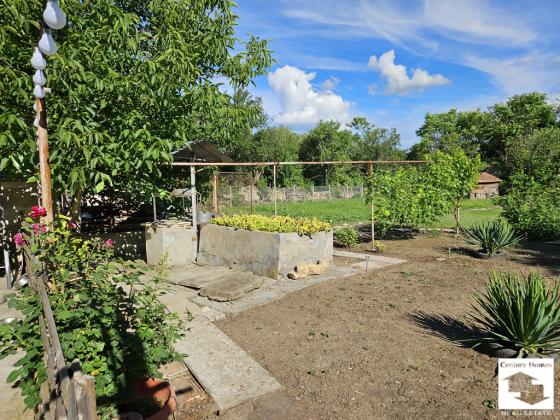 Image No.40-3 Bed House for sale