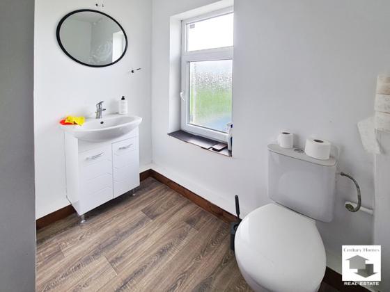 Image No.12-3 Bed House for sale