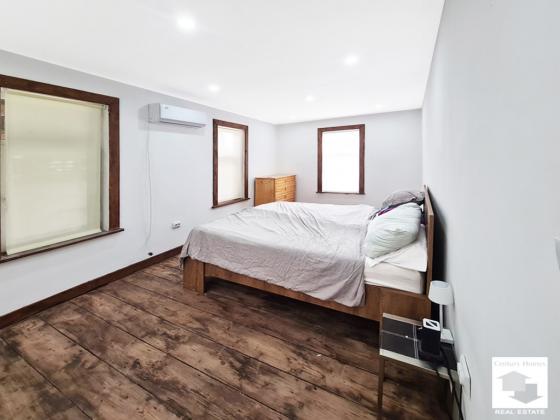 Image No.15-3 Bed House for sale