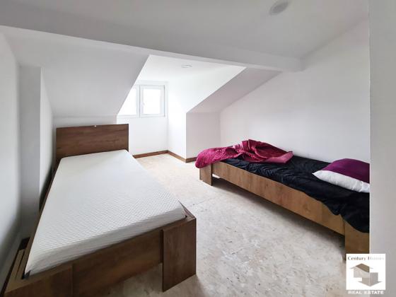 Image No.17-3 Bed House for sale