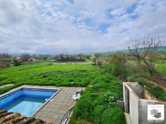 Image No.19-3 Bed House for sale