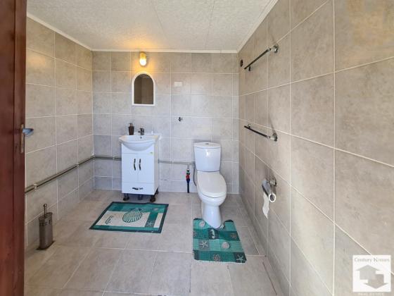 Image No.19-4 Bed House for sale