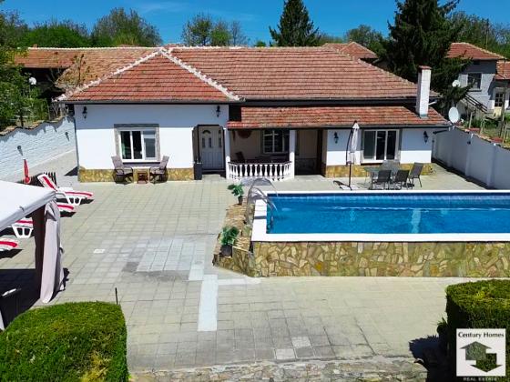 Image No.3-4 Bed House for sale