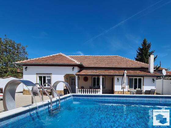 Image No.21-4 Bed House for sale