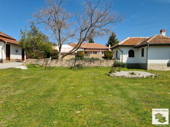 Image No.24-4 Bed House for sale