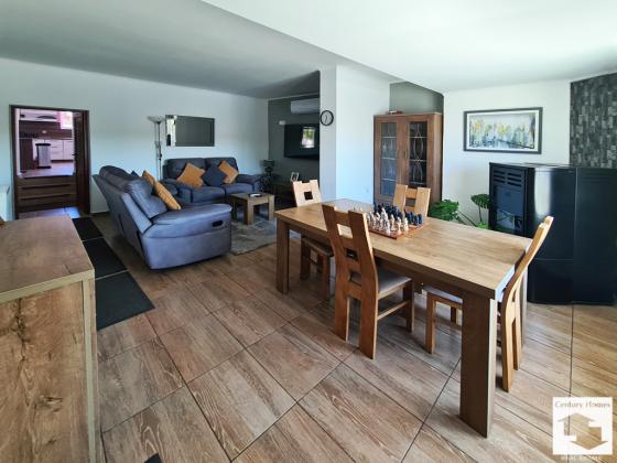 Image No.7-4 Bed House for sale