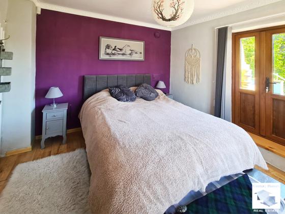 Image No.19-3 Bed House for sale