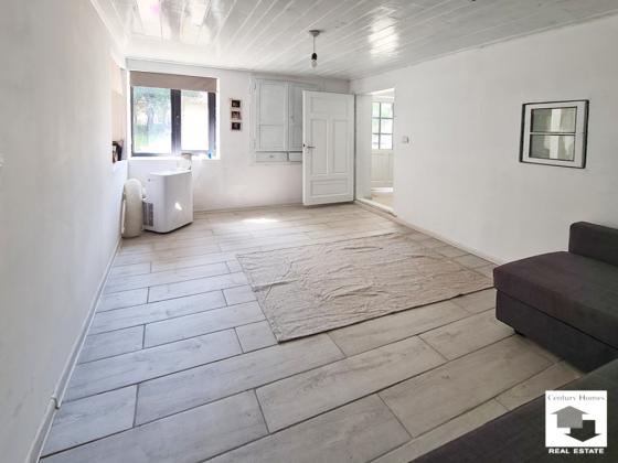 Image No.6-4 Bed House for sale