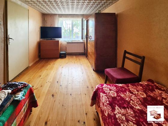 Image No.12-5 Bed House for sale