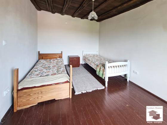 Image No.15-4 Bed House for sale