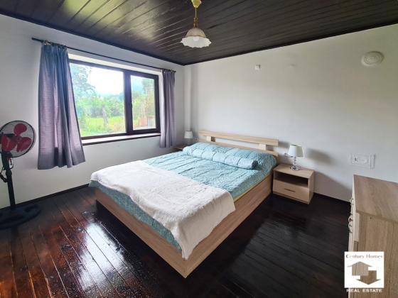 Image No.17-4 Bed House for sale