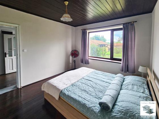 Image No.18-4 Bed House for sale