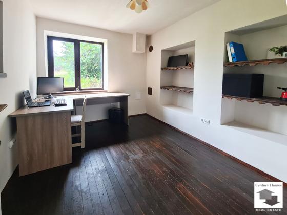 Image No.19-4 Bed House for sale