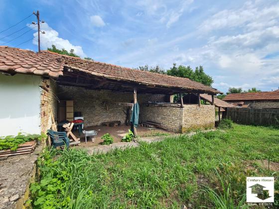 Image No.28-4 Bed House for sale