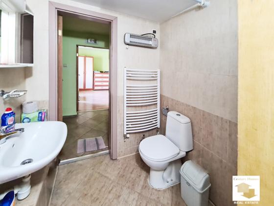 Image No.16-4 Bed House for sale