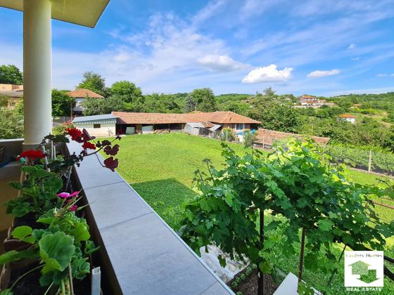 Image No.18-4 Bed House for sale