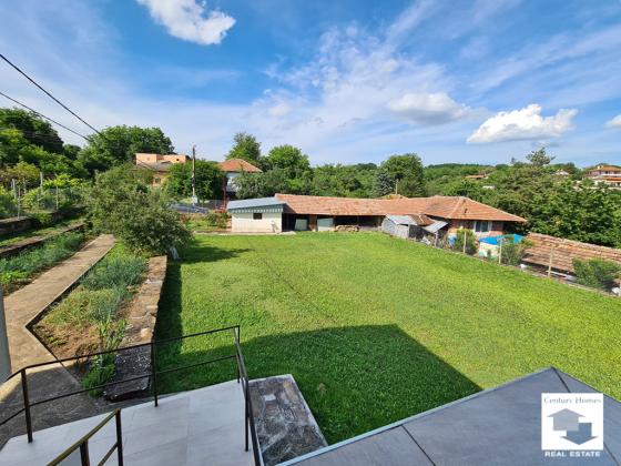 Image No.20-4 Bed House for sale