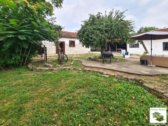 Image No.23-4 Bed House for sale