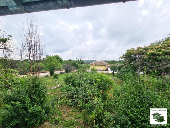 Image No.25-4 Bed House for sale