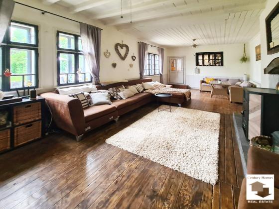 Image No.6-4 Bed House for sale