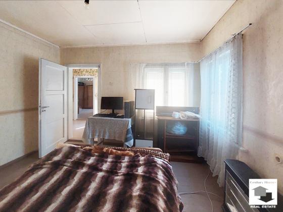 Image No.9-3 Bed House for sale