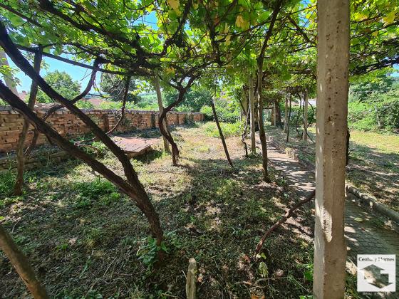 Image No.18-4 Bed House for sale