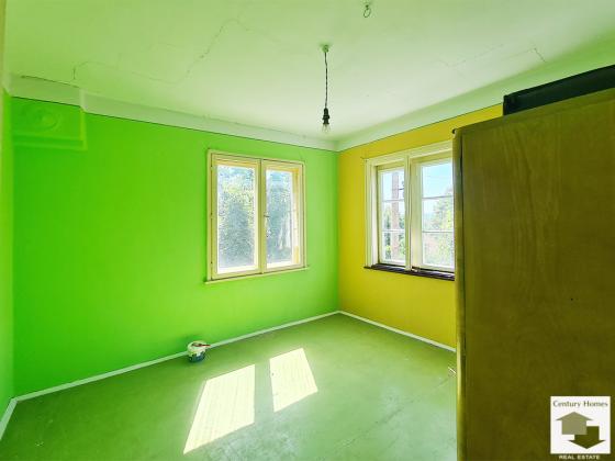 Image No.6-4 Bed House for sale