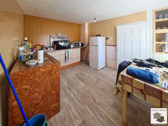 Image No.9-4 Bed House for sale
