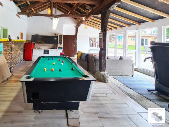 Image No.20-6 Bed House for sale