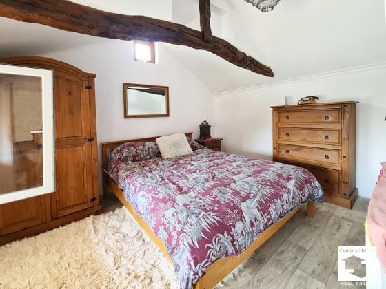 Image No.21-6 Bed House for sale