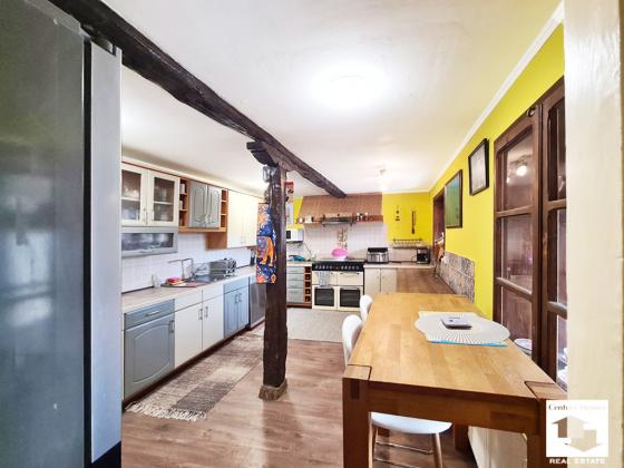 Image No.6-6 Bed House for sale