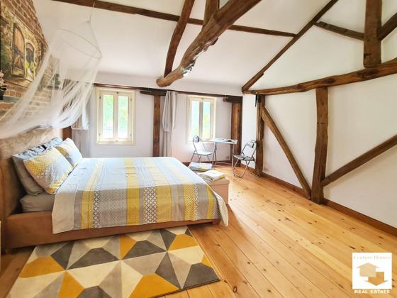 Image No.12-3 Bed House for sale