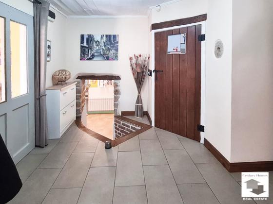 Image No.18-3 Bed House for sale