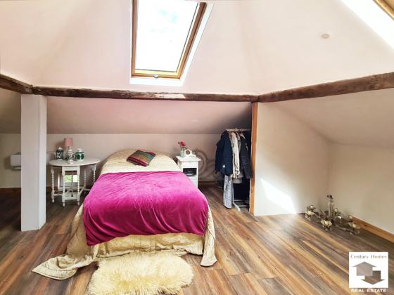 Image No.25-3 Bed House for sale