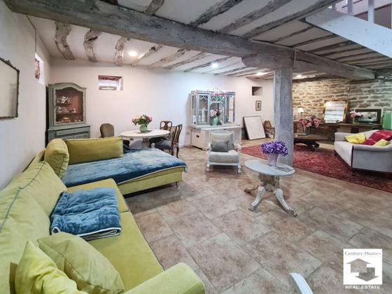 Image No.6-3 Bed House for sale