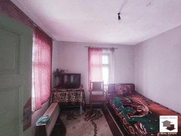 large1785229849