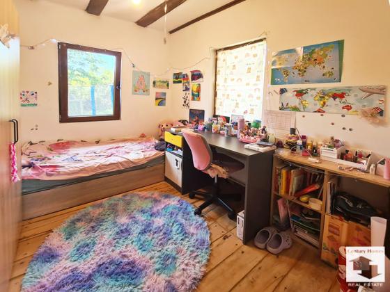 Image No.11-4 Bed House for sale