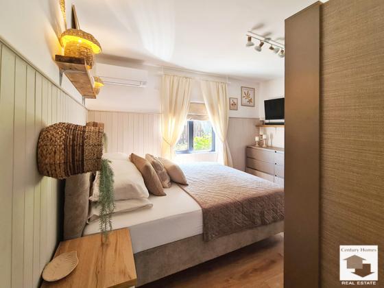 Image No.14-2 Bed House for sale