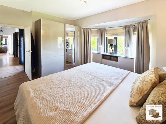 Image No.18-2 Bed House for sale