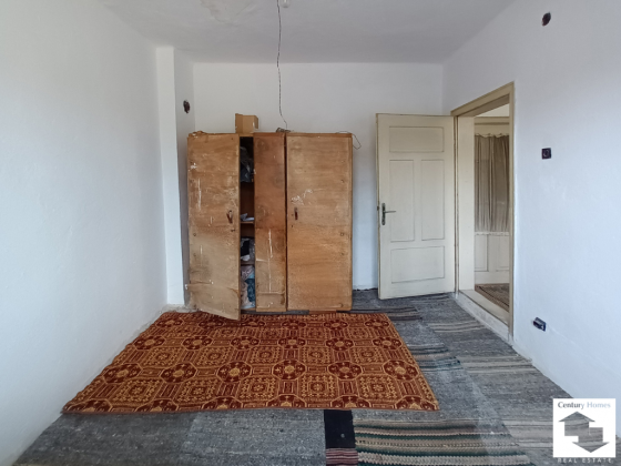 Image No.9-2 Bed House for sale