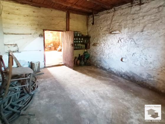 Image No.11-3 Bed House for sale