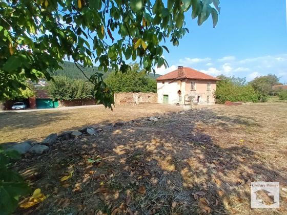 Image No.15-3 Bed House for sale