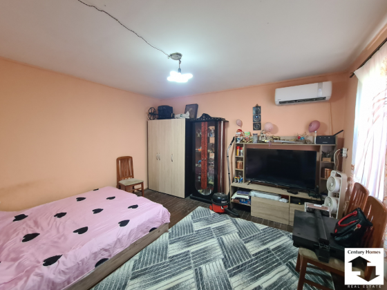 Image No.4-5 Bed House for sale