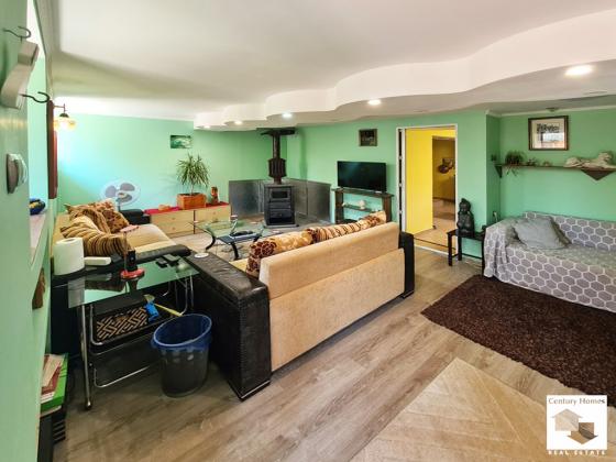 Image No.3-4 Bed House for sale